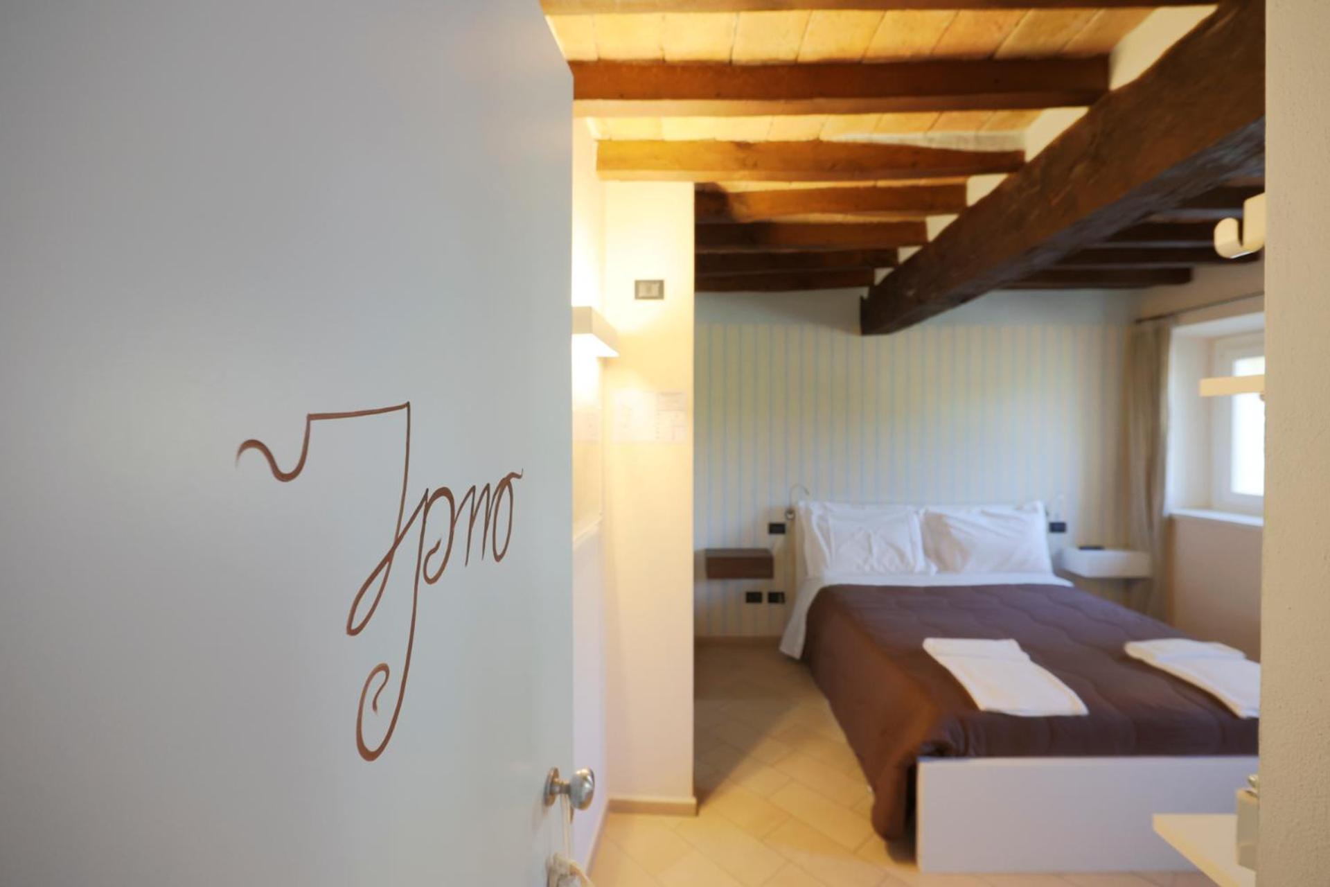 Emilio'S Rooms Castelvetro di Modena Exterior foto